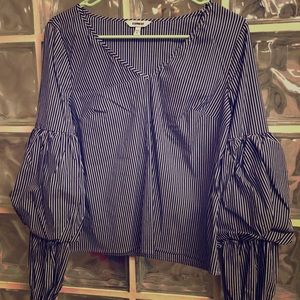 Express Balloon Sleeve Top